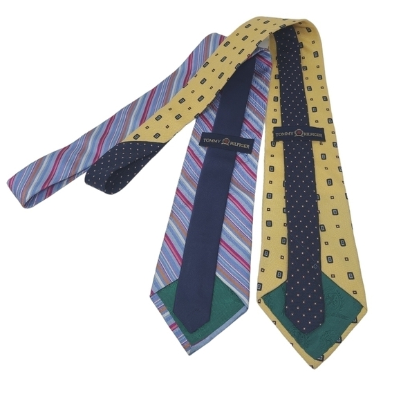 Tommy Hilfiger | Men's Lot of Two Mixed Print Silk Vintage Neckties - Picture 13 of 13